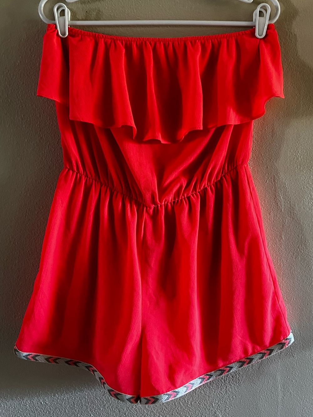 Women’s Off-Shoulder fluorescent Ruffle Romper